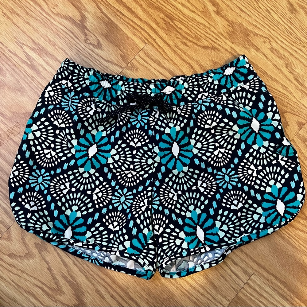 Columbia Navy and Green Patterned Shorts women’s size Small